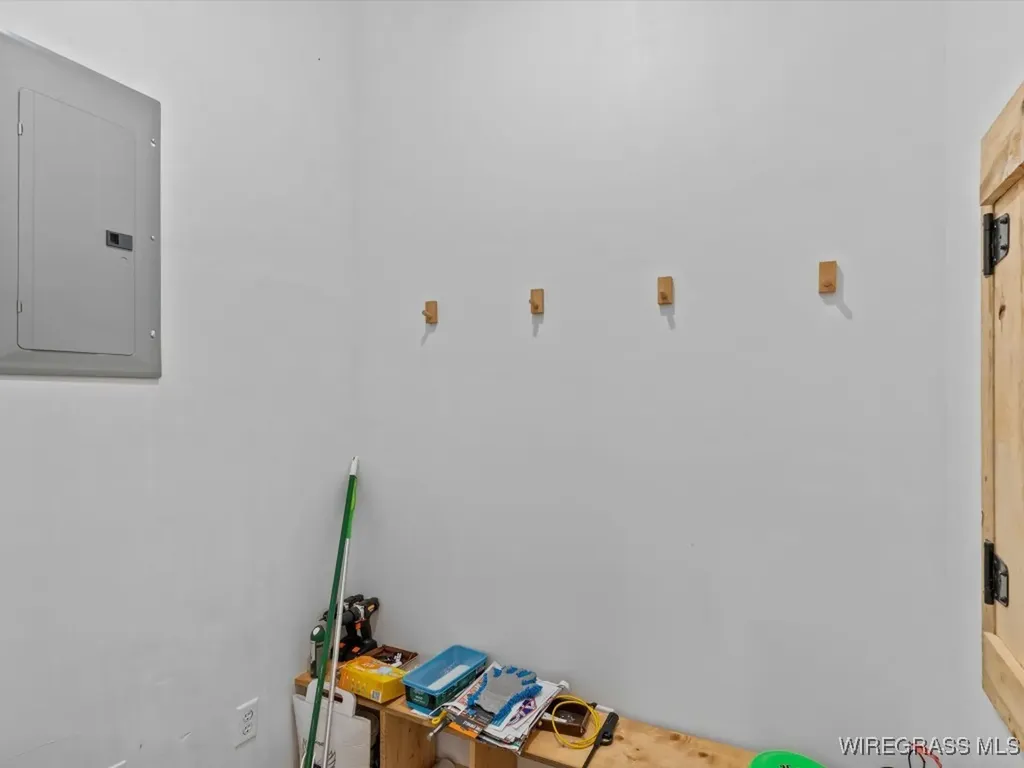 3402 N County Road 61 Hartford AL 36344