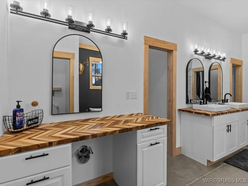 3402 N County Road 61 Hartford AL 36344