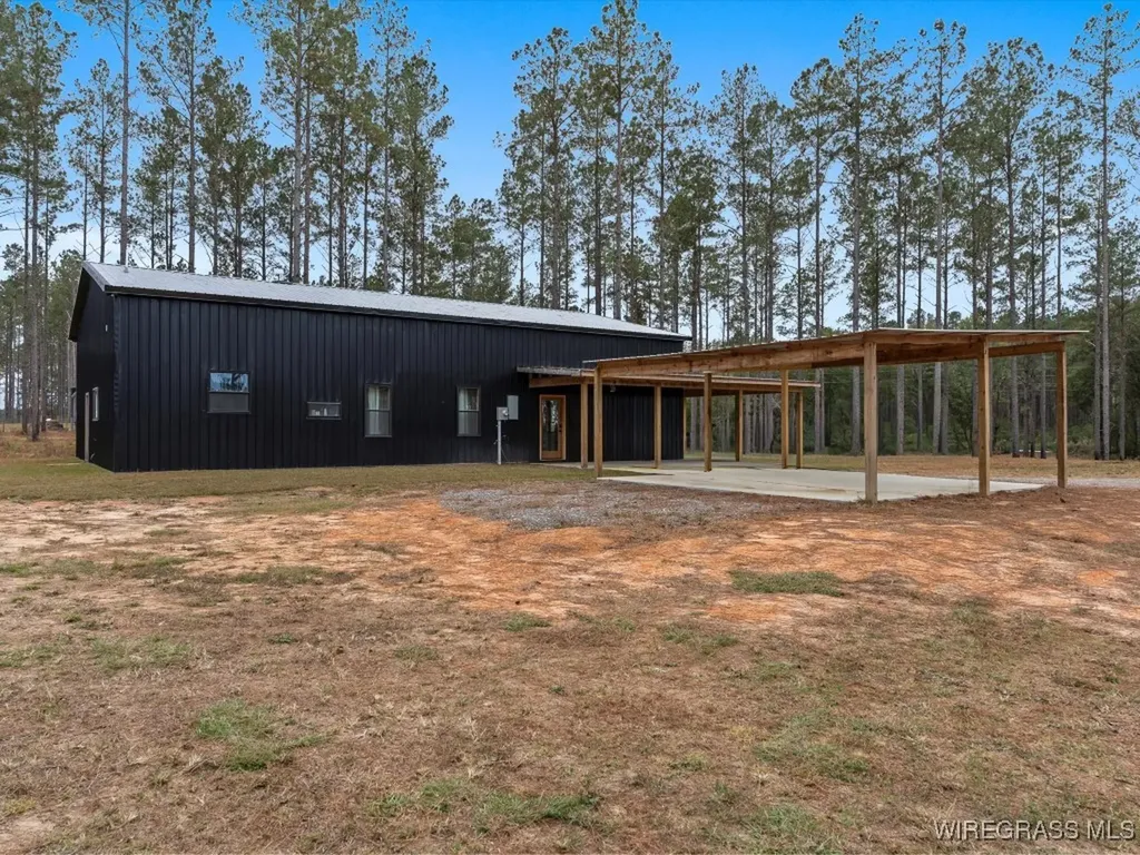 3402 N County Road 61 Hartford AL 36344