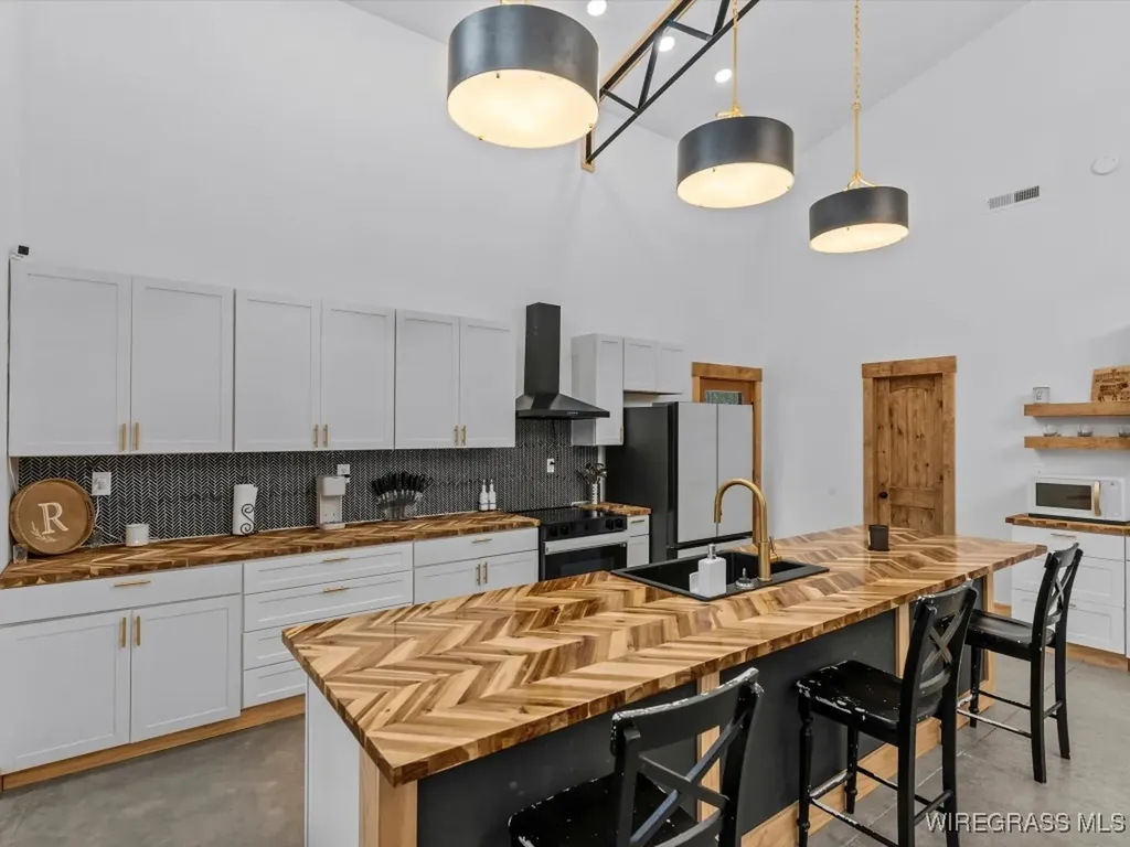 3402 N County Road 61 Hartford AL 36344