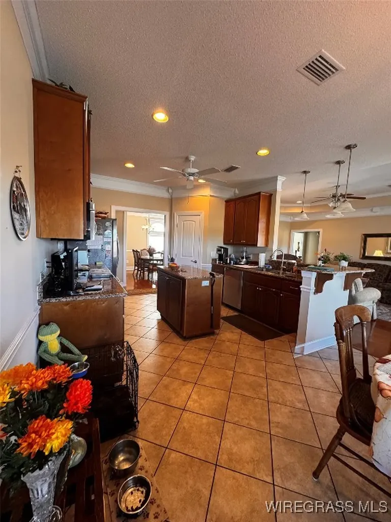 112 Cannondale Circle Cowarts AL 36321