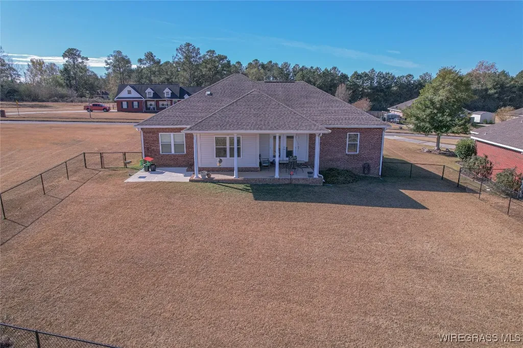 112 Cannondale Circle Cowarts AL 36321