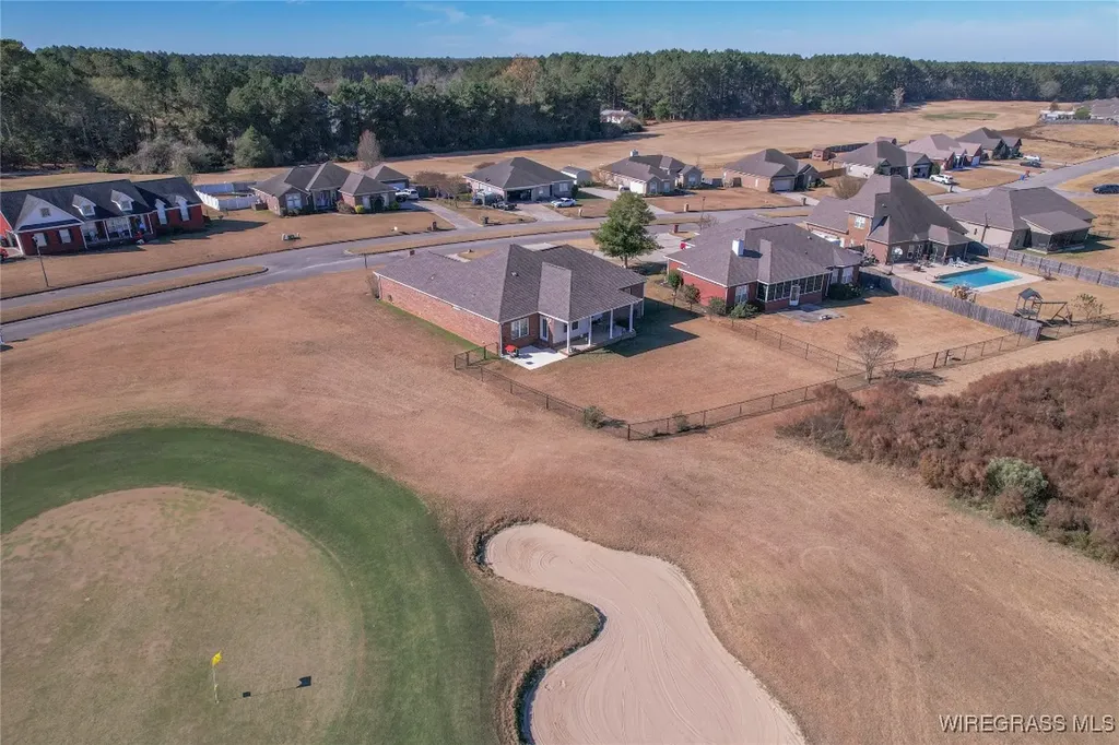 112 Cannondale Circle Cowarts AL 36321