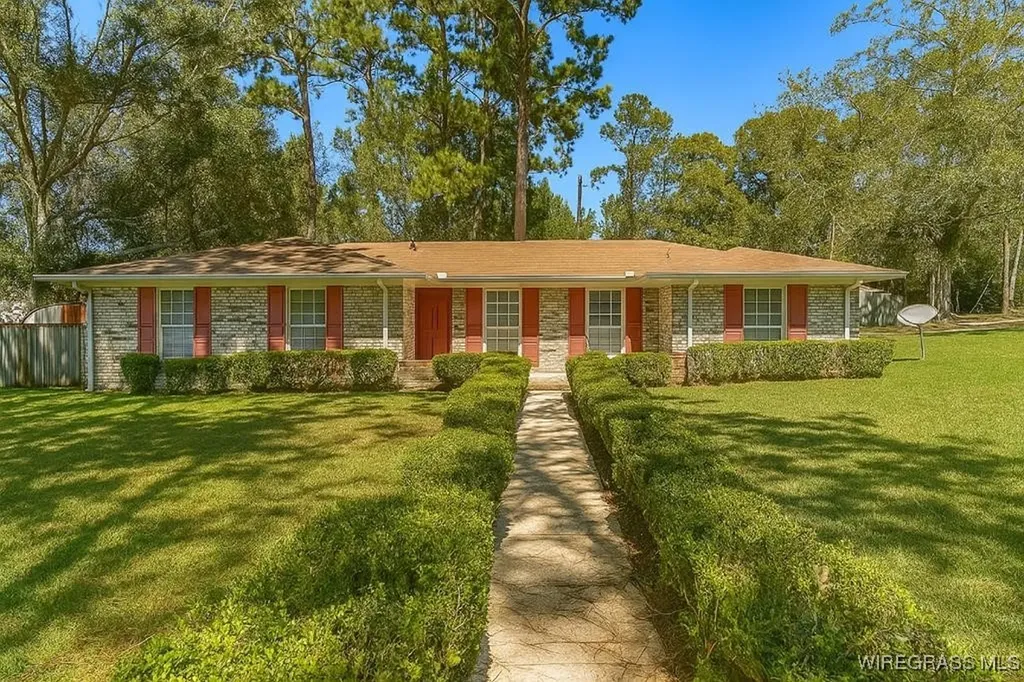 1437 E Selma Street Dothan AL 36301