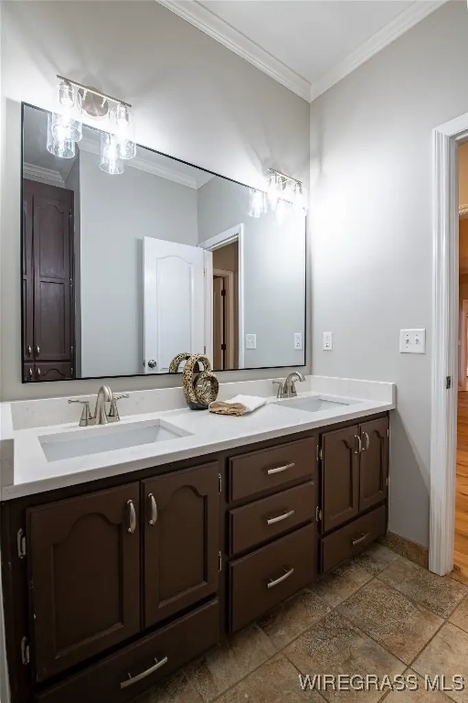 210 S Oak Ridge Drive Enterprise AL 36330