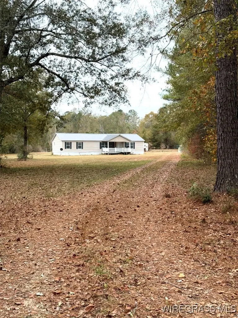 16447 Eddie Cannon Road Andalusia AL 36420