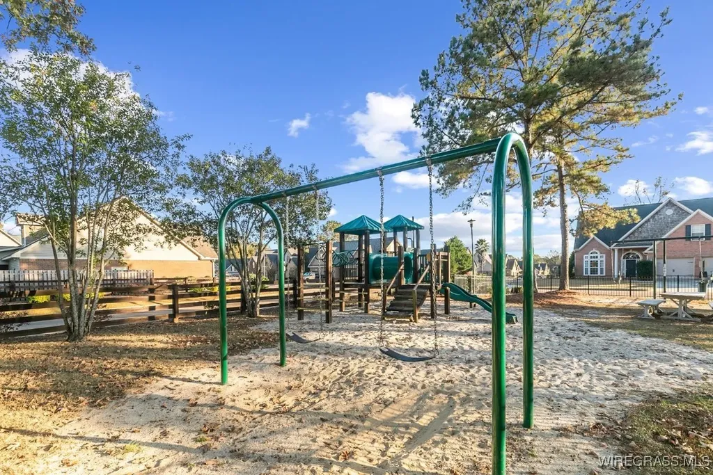 108 Paul Revere Run Dothan AL 36305