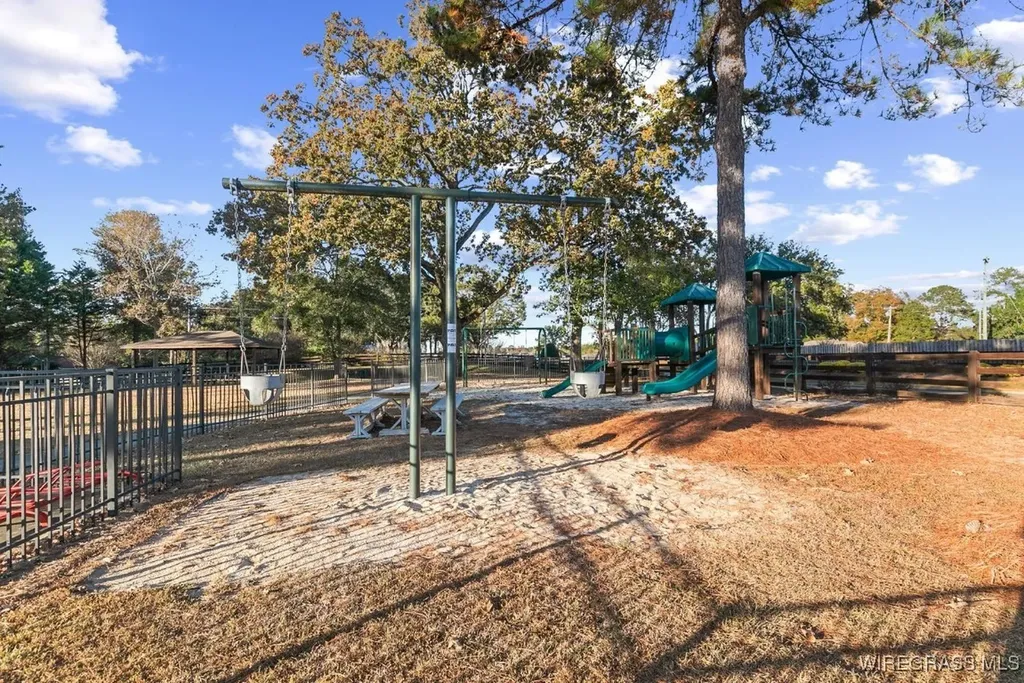 108 Paul Revere Run Dothan AL 36305