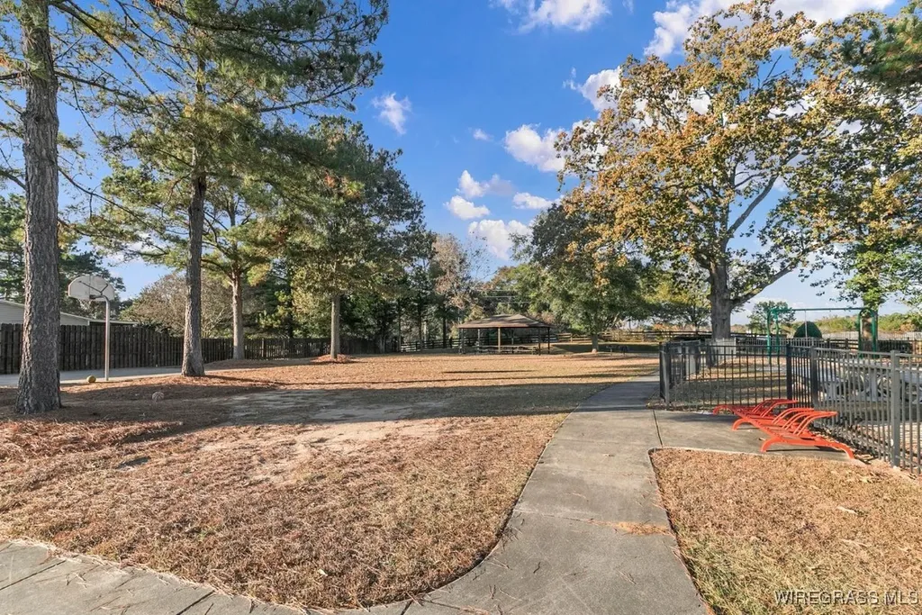 108 Paul Revere Run Dothan AL 36305