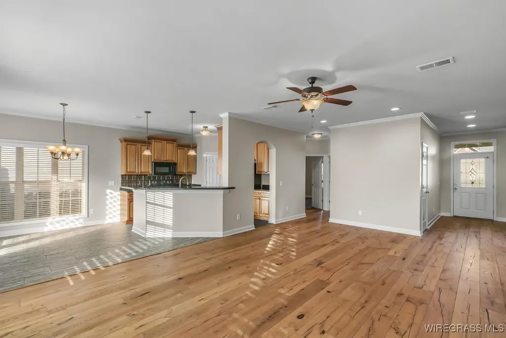 108 Paul Revere Run Dothan AL 36305