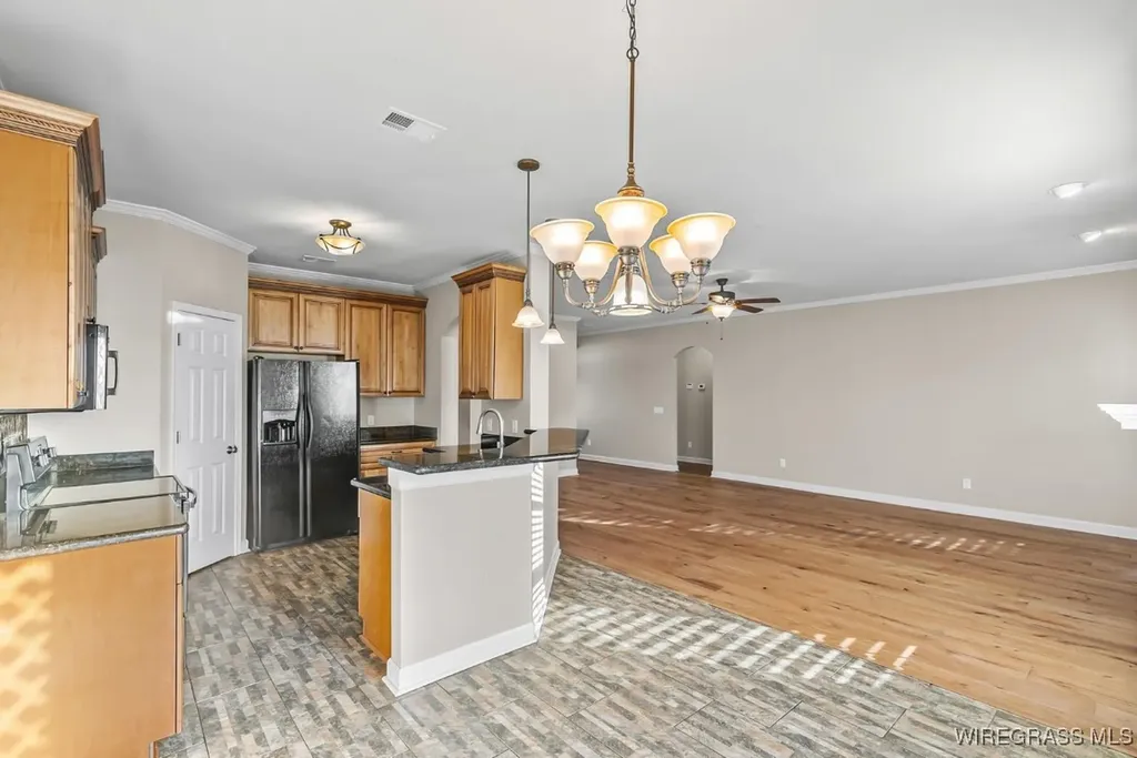 108 Paul Revere Run Dothan AL 36305