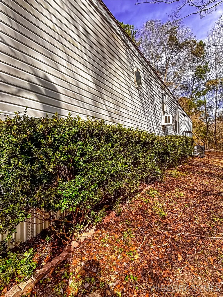 1456 W Saunders Road Dothan AL 36301