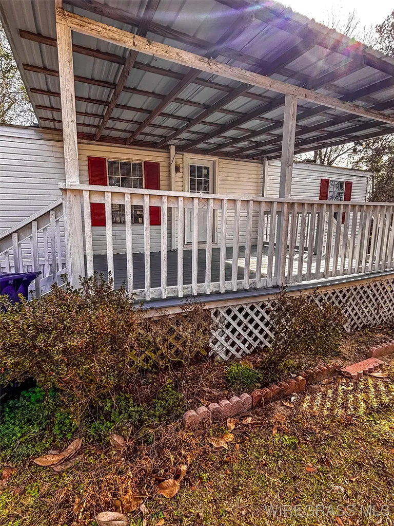 1456 W Saunders Road Dothan AL 36301