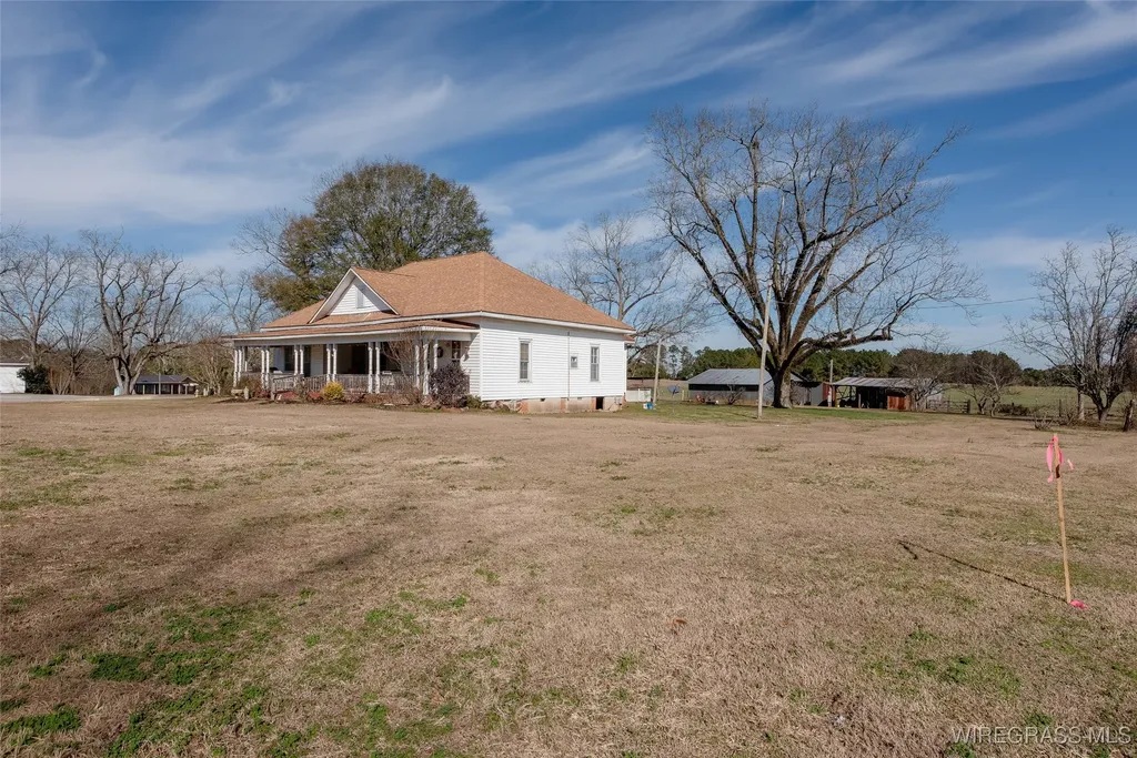 2417 Highway 51 Ariton AL 36311