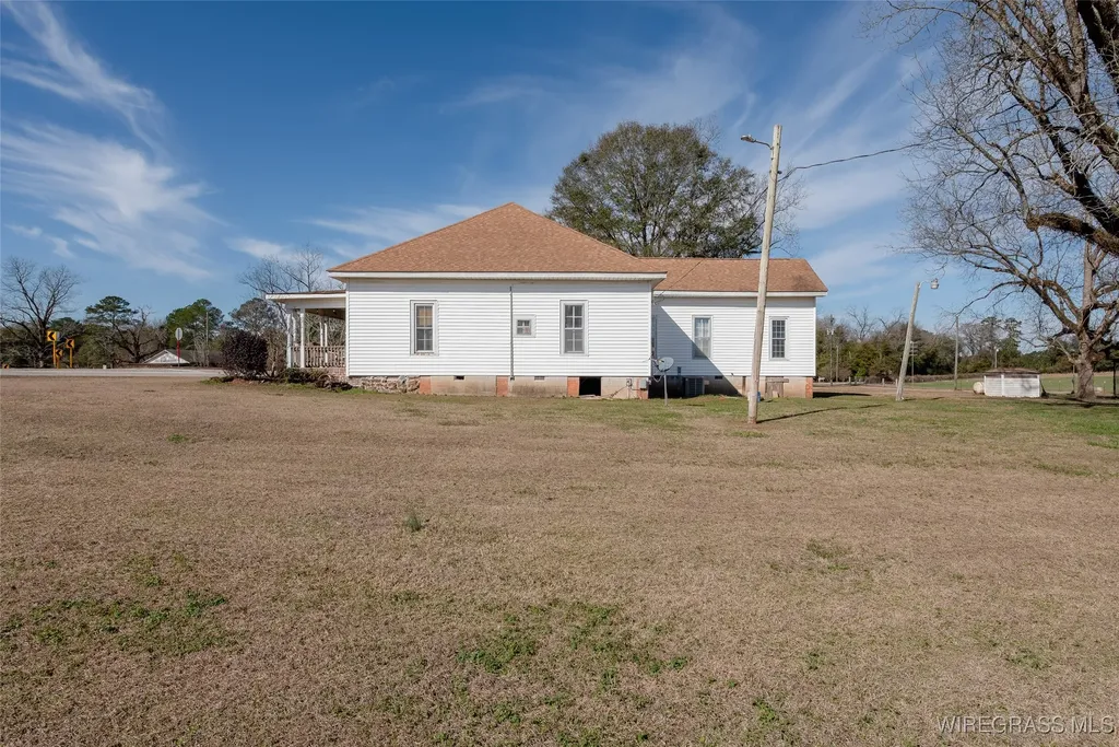 2417 Highway 51 Ariton AL 36311