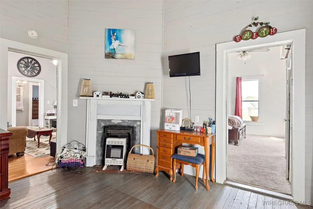 2417 Highway 51 Ariton AL 36311