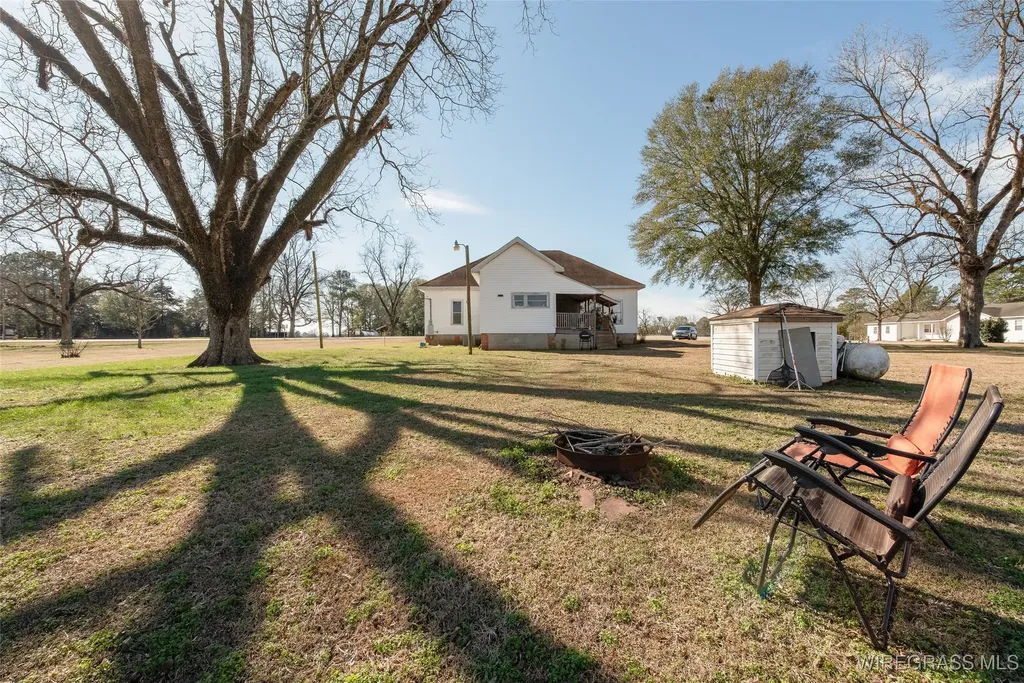 2417 Highway 51 Ariton AL 36311