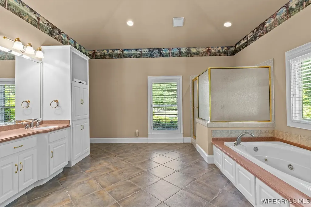 601 Edinburgh Way Dothan AL 36305