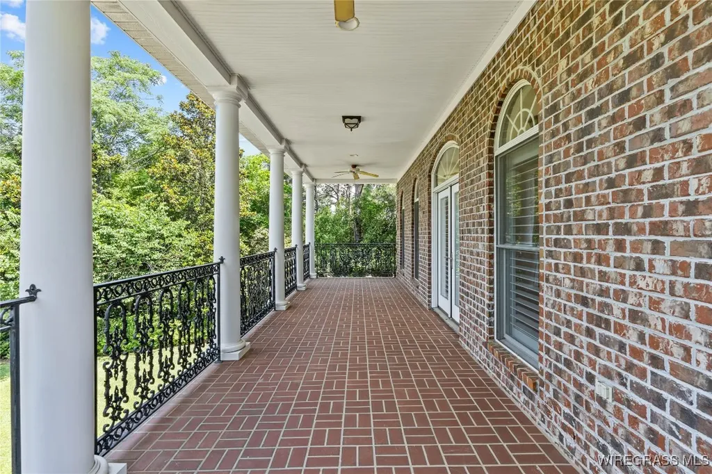 601 Edinburgh Way Dothan AL 36305