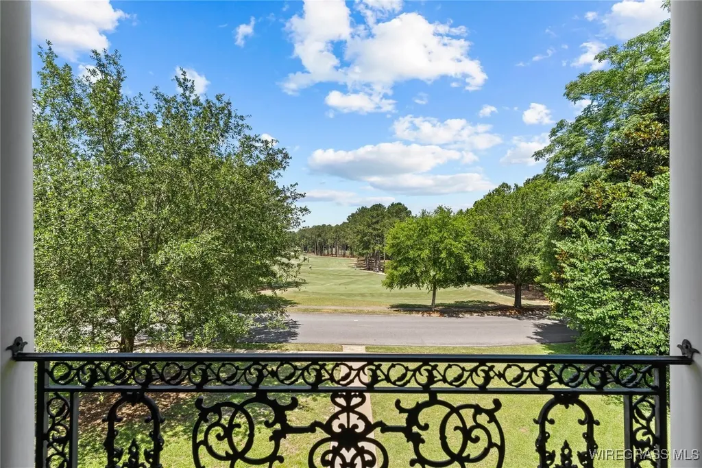 601 Edinburgh Way Dothan AL 36305