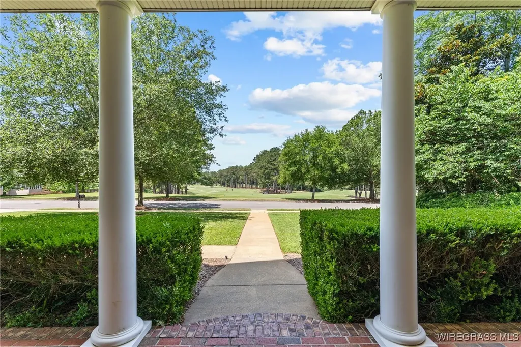 601 Edinburgh Way Dothan AL 36305