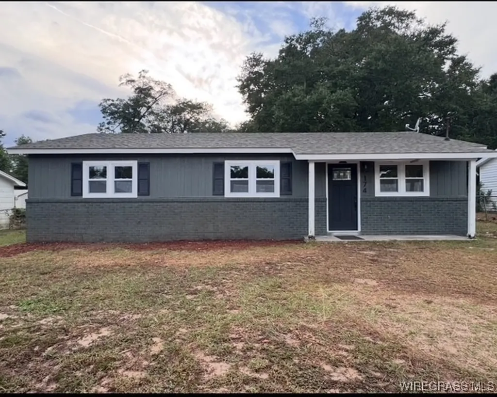 174 Roosevelt Avenue Ozark AL 36360