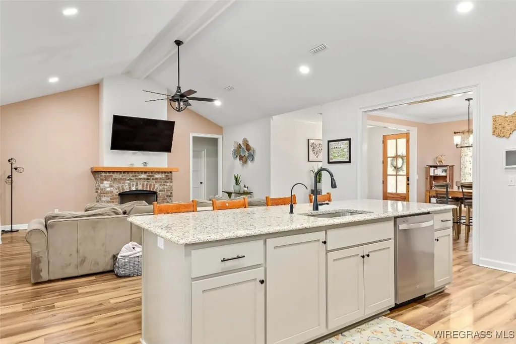 294 Freedom Heights Enterprise AL 36330