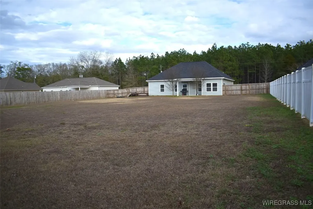 232 Highland Road Slocomb AL 36375