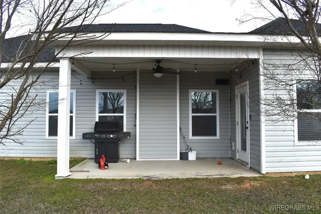 232 Highland Road Slocomb AL 36375