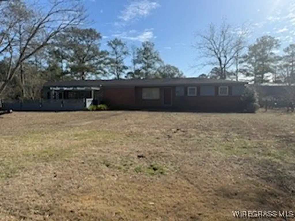 1119 Reese Avenue Elba AL 36323
