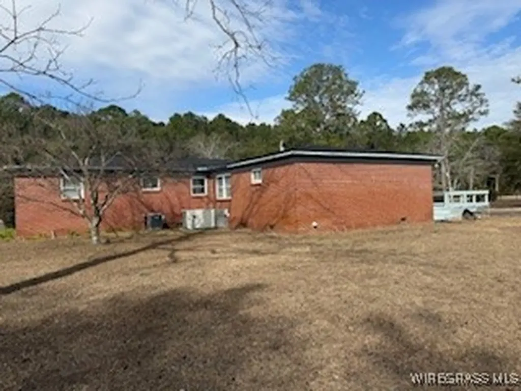 1119 Reese Avenue Elba AL 36323