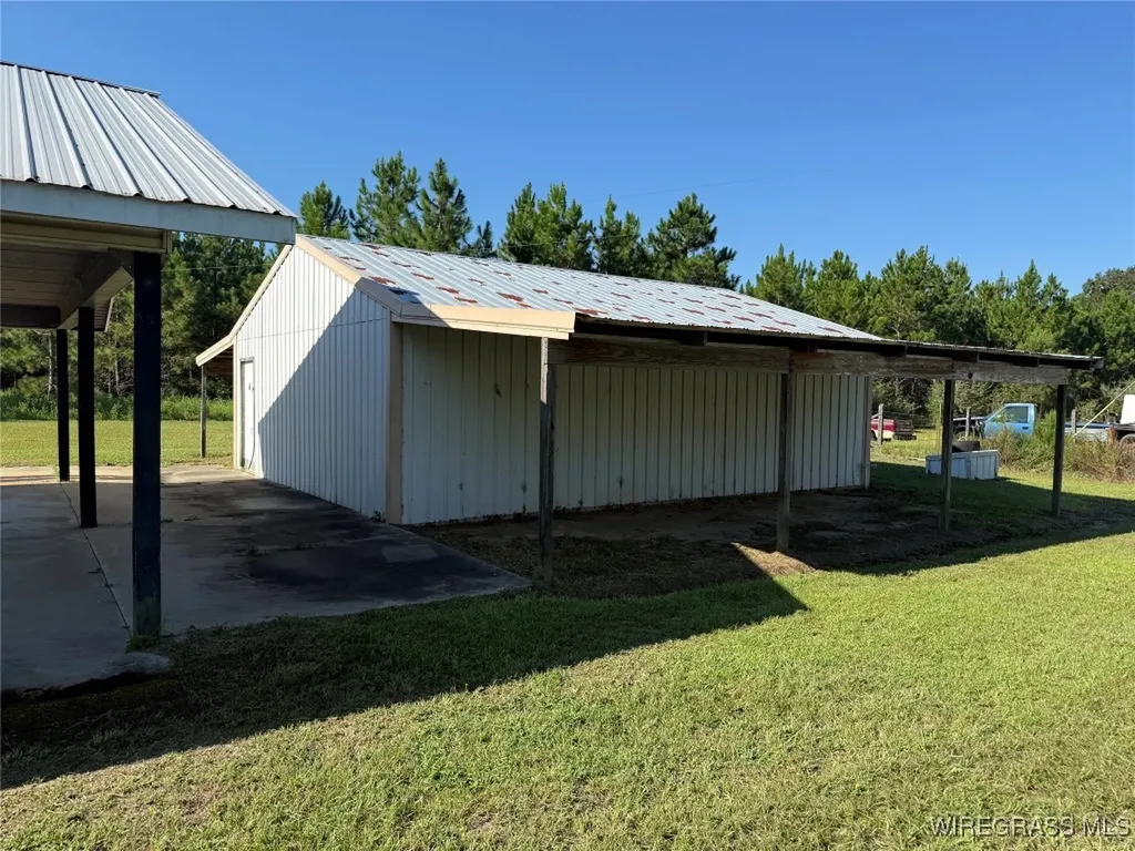 4153 County Road 5 Kinston AL 36453