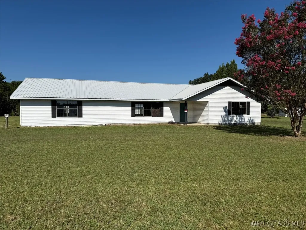 4153 County Road 5 Kinston AL 36453