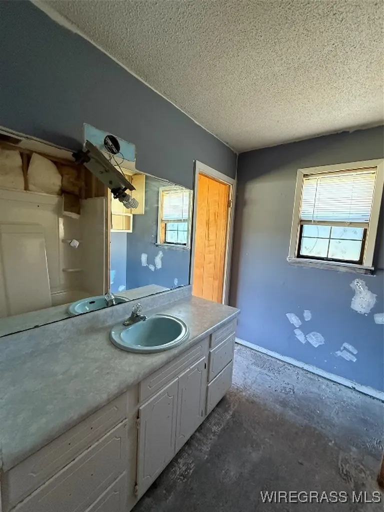 4153 County Road 5 Kinston AL 36453