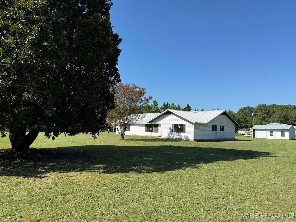 4153 County Road 5 Kinston AL 36453