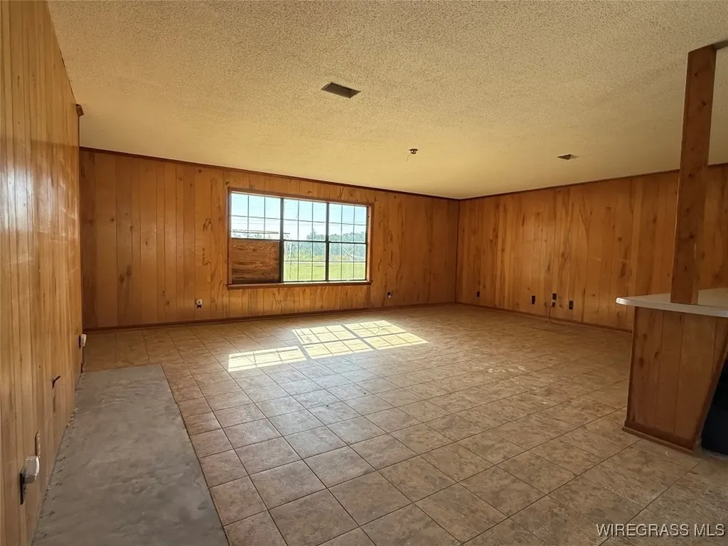 4153 County Road 5 Kinston AL 36453