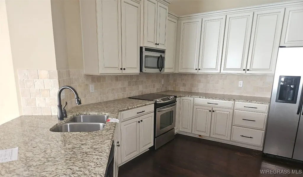 320 Hidden Creek Circle Dothan AL 36301
