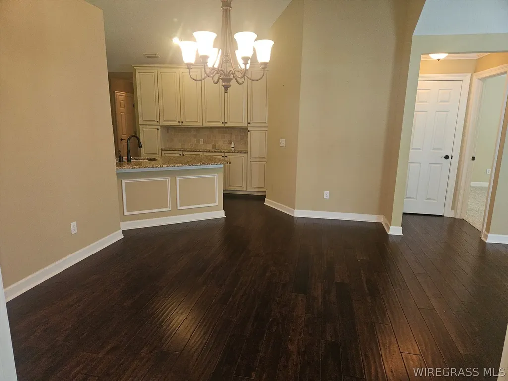 320 Hidden Creek Circle Dothan AL 36301
