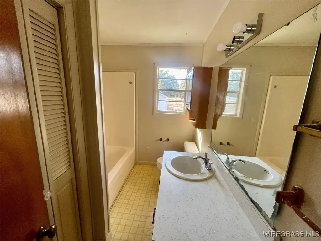 1025 Morrow Avenue Elba AL 36323