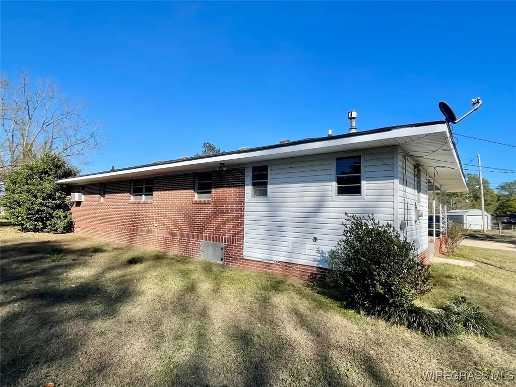 1025 Morrow Avenue Elba AL 36323