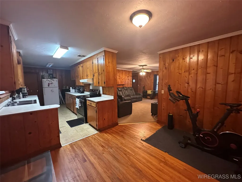 2871 Andrews Avenue Ozark AL 36360