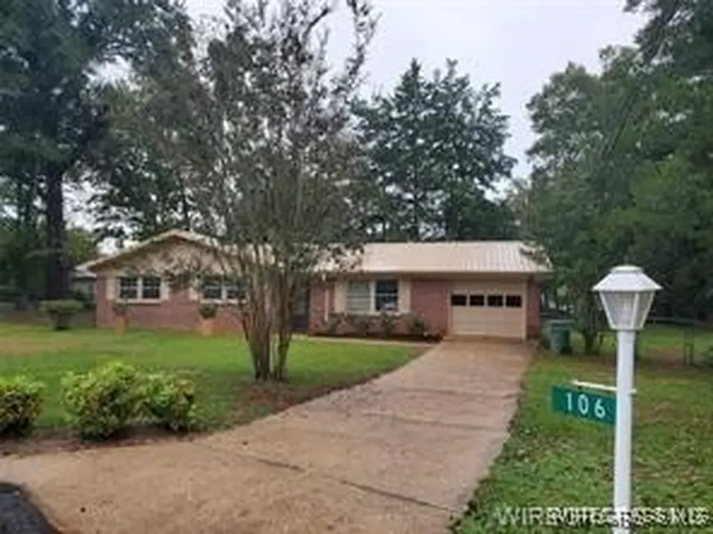 106 Greenwood Court Ozark AL 36360