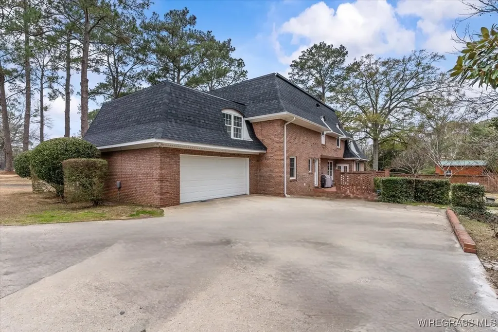 2118 Stonebridge Road Dothan AL 36301