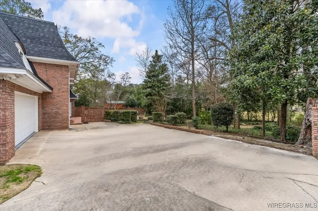 2118 Stonebridge Road Dothan AL 36301