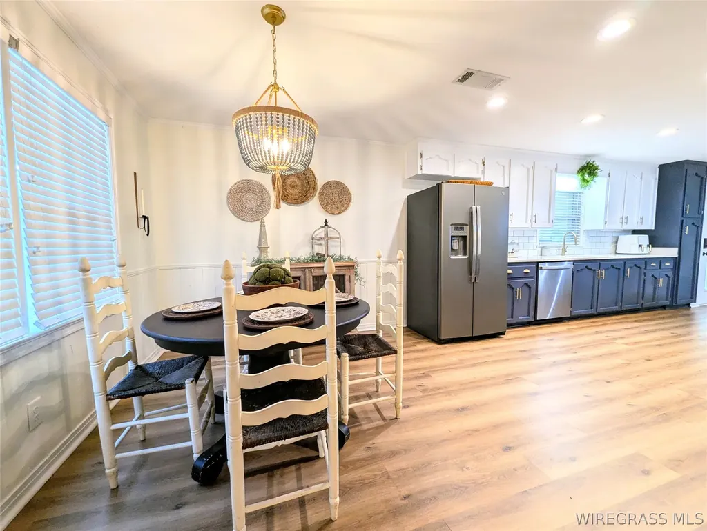 241 N Morris Street Slocomb AL 36375