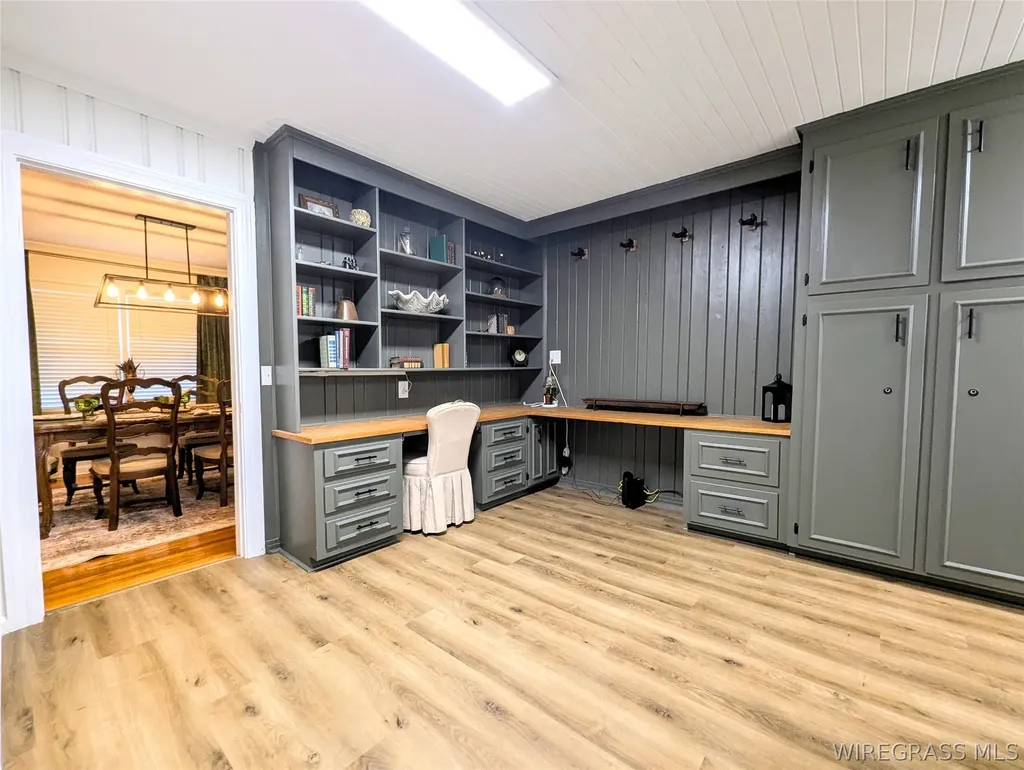241 N Morris Street Slocomb AL 36375