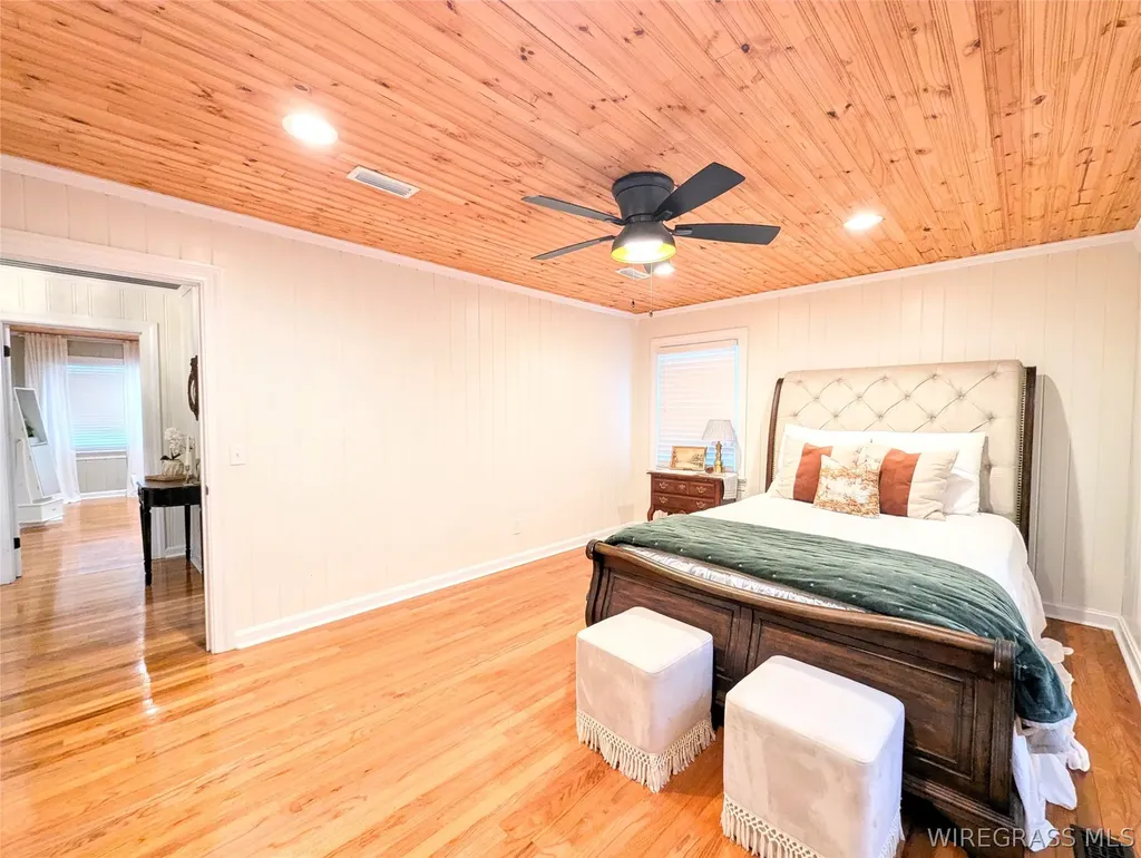 241 N Morris Street Slocomb AL 36375
