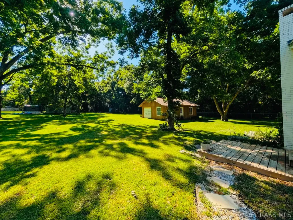 241 N Morris Street Slocomb AL 36375