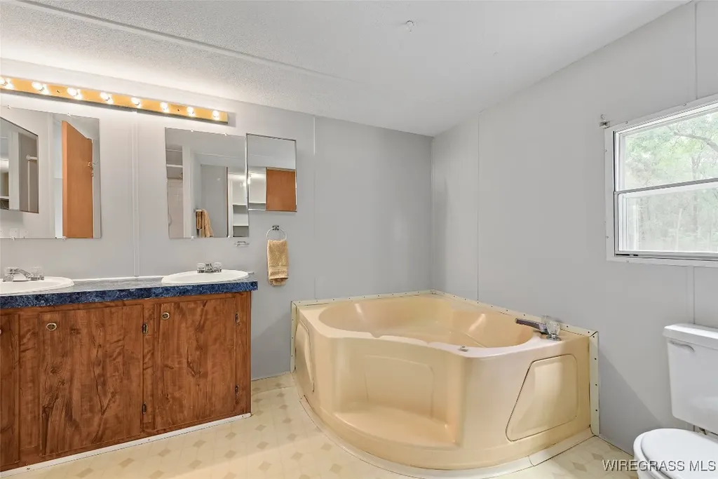 927 Highway 166 Elba AL 36323