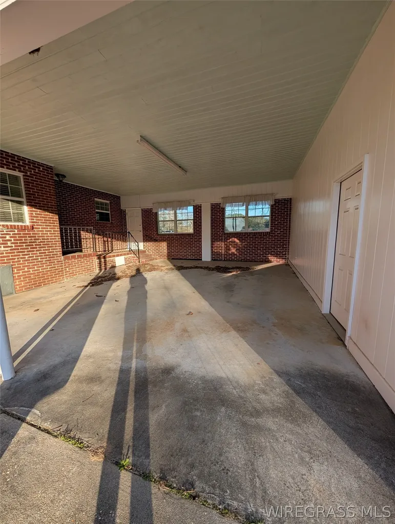 714 S Main Street Headland AL 36345